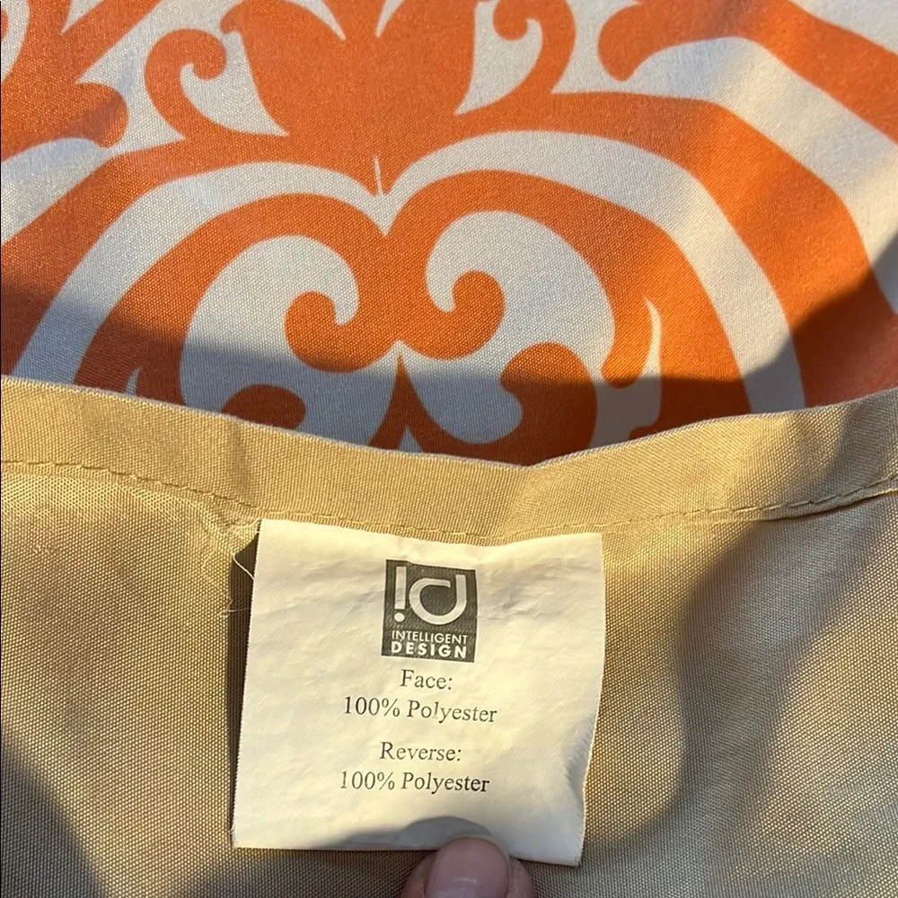 Elegant Orange and Cream Duvet Cover